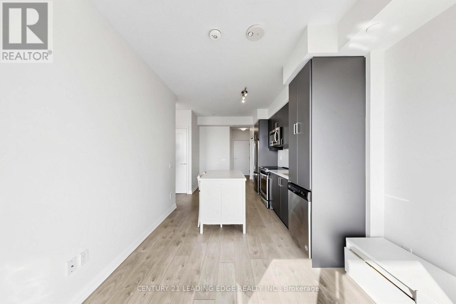 3618 - 7895 JANE STREET Image 4