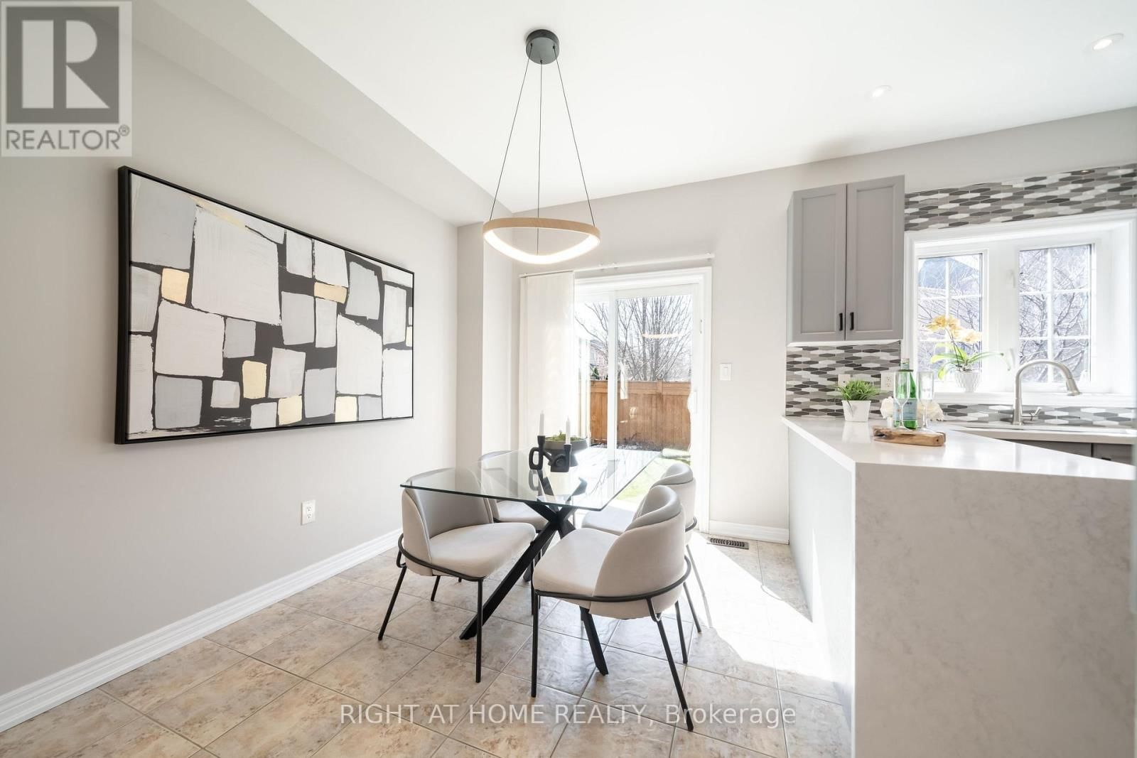 14 LADY LORETTA LANE Image 21