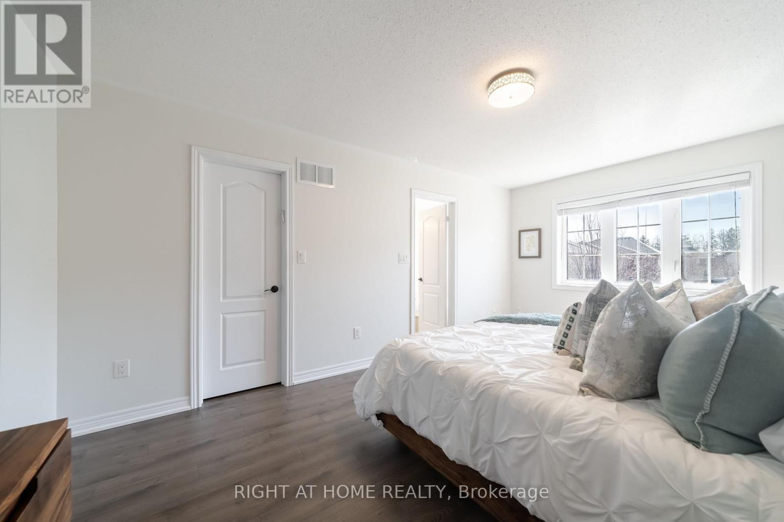 14 LADY LORETTA LANE Image 27