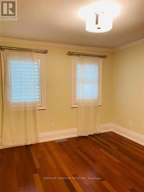 Main & 2nd - 168 TIMPSON DRIVE Image 11