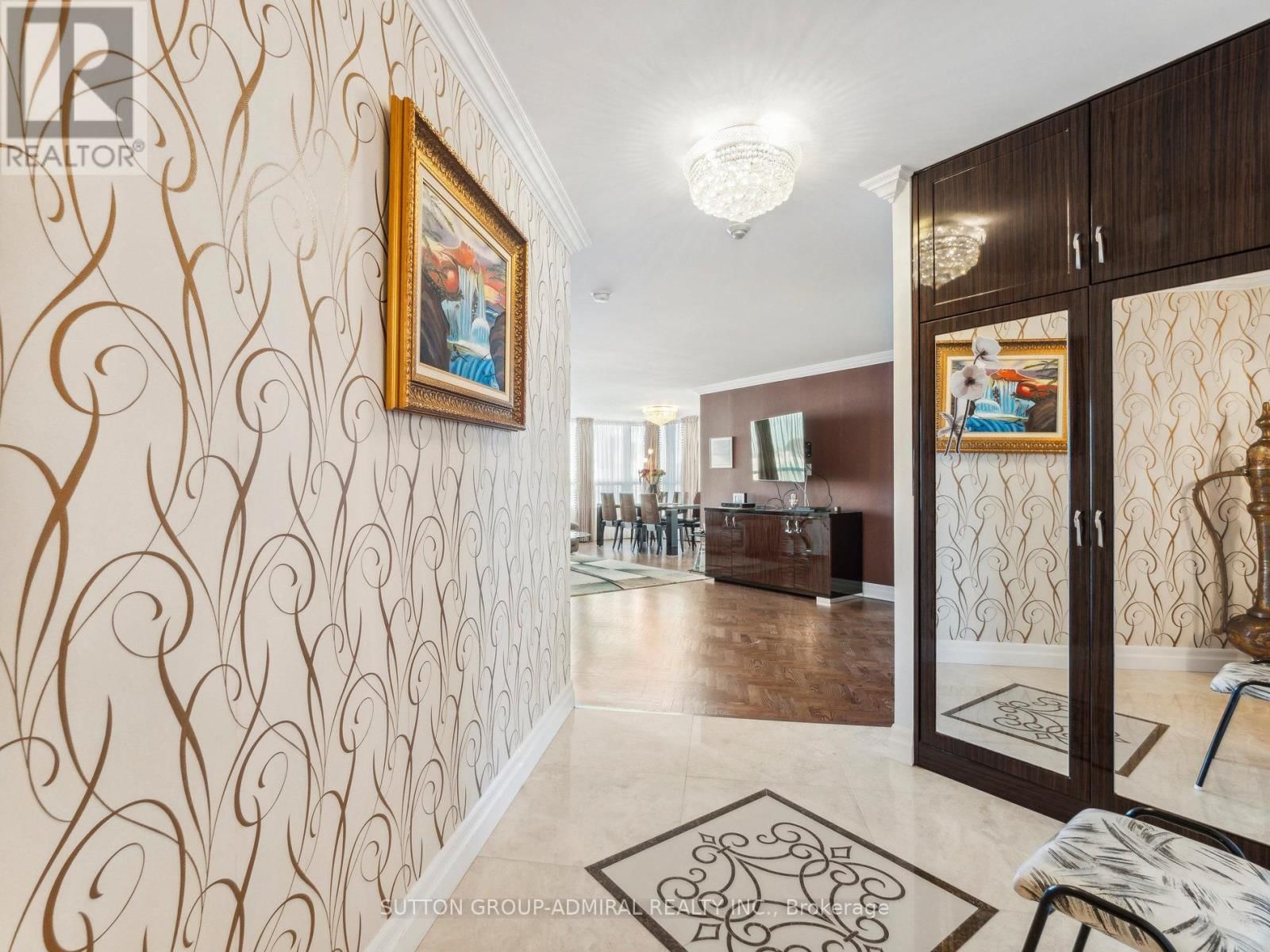 604 - 7 TOWNSGATE DRIVE Image 4