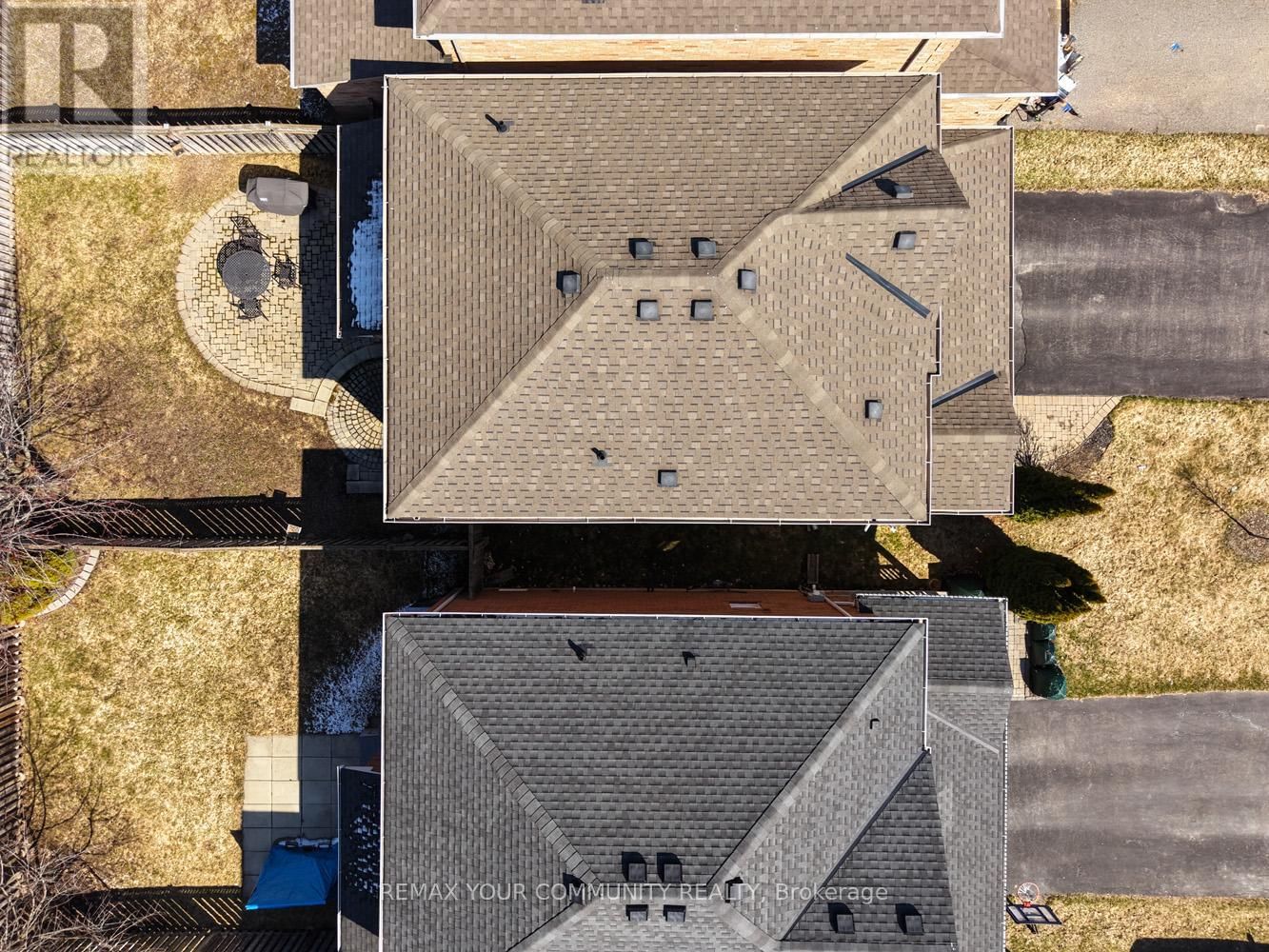 109 COLLIS DRIVE Image 35