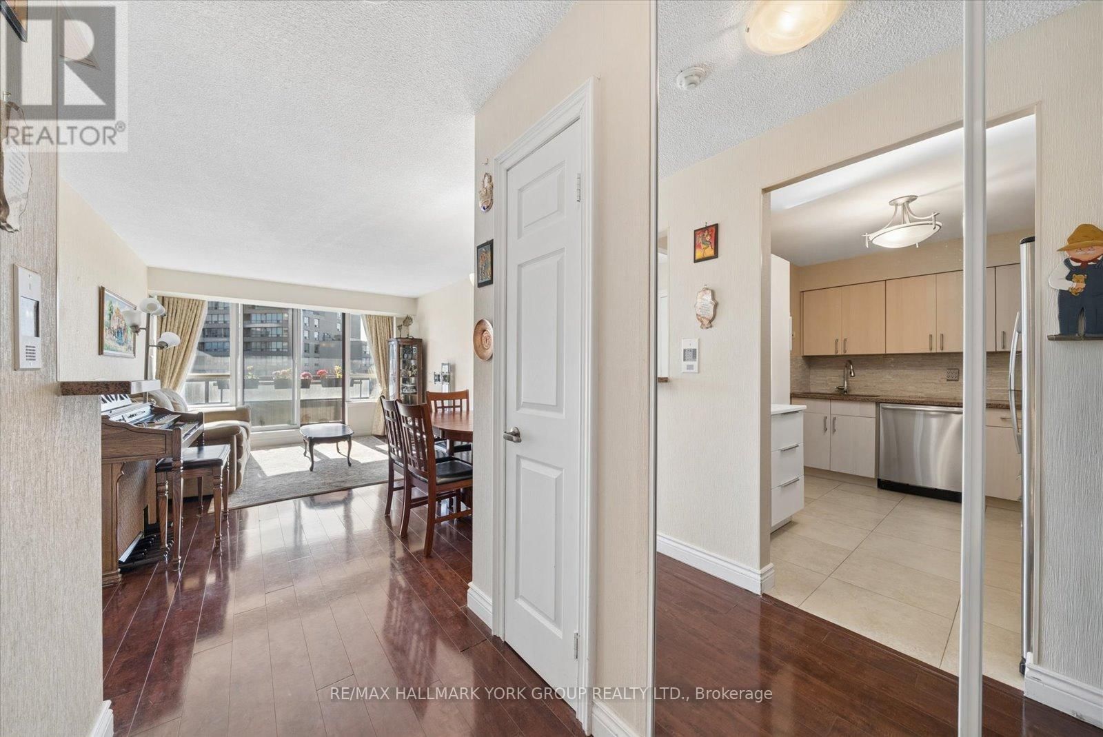 512 - 81 TOWNSGATE DRIVE Image 5