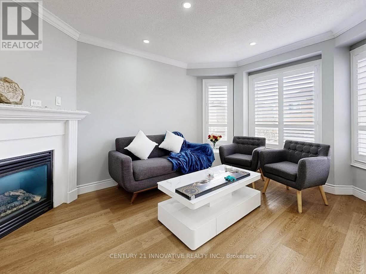 336 ST JOAN OF ARC AVENUE Image 12