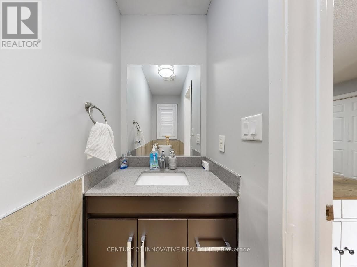 336 ST JOAN OF ARC AVENUE Image 22