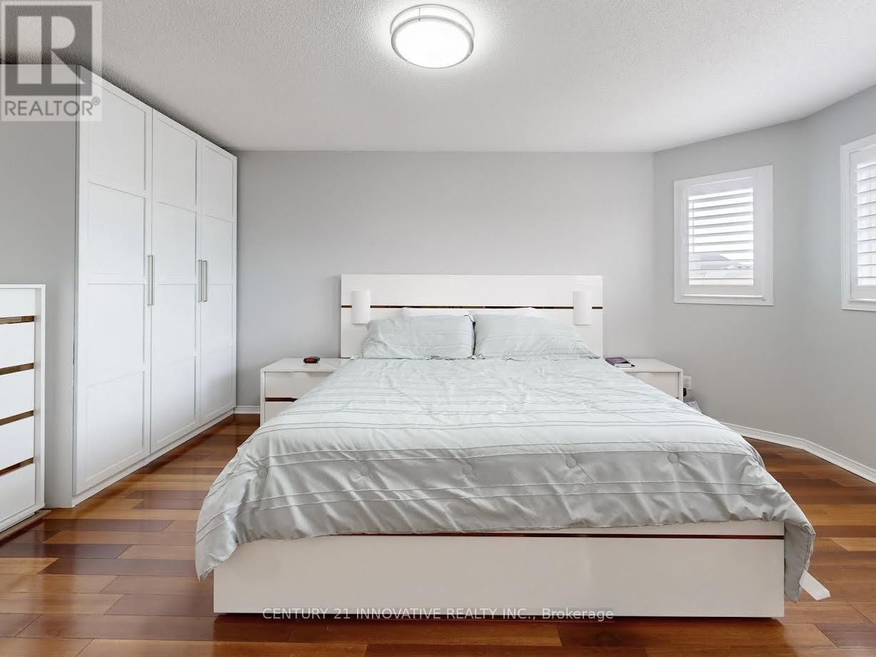 336 ST JOAN OF ARC AVENUE Image 30