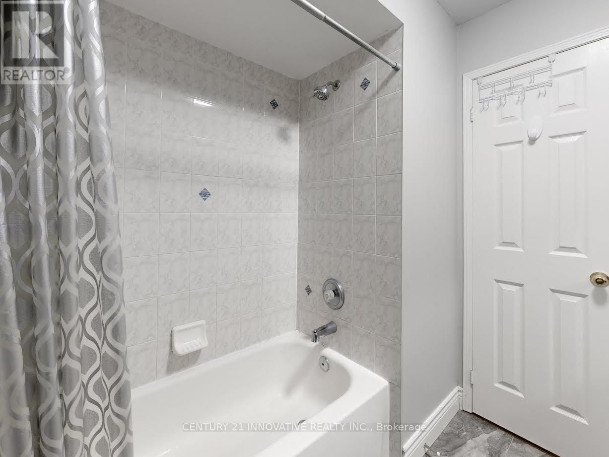 336 ST JOAN OF ARC AVENUE Image 40