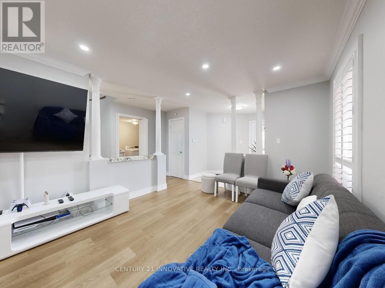 336 ST JOAN OF ARC AVENUE Image 7