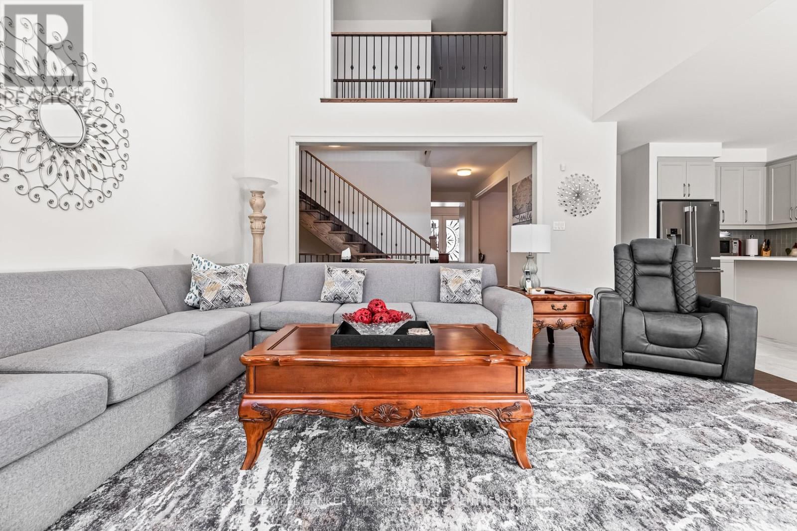 28 BELLFLOWER CRESCENT Image 13