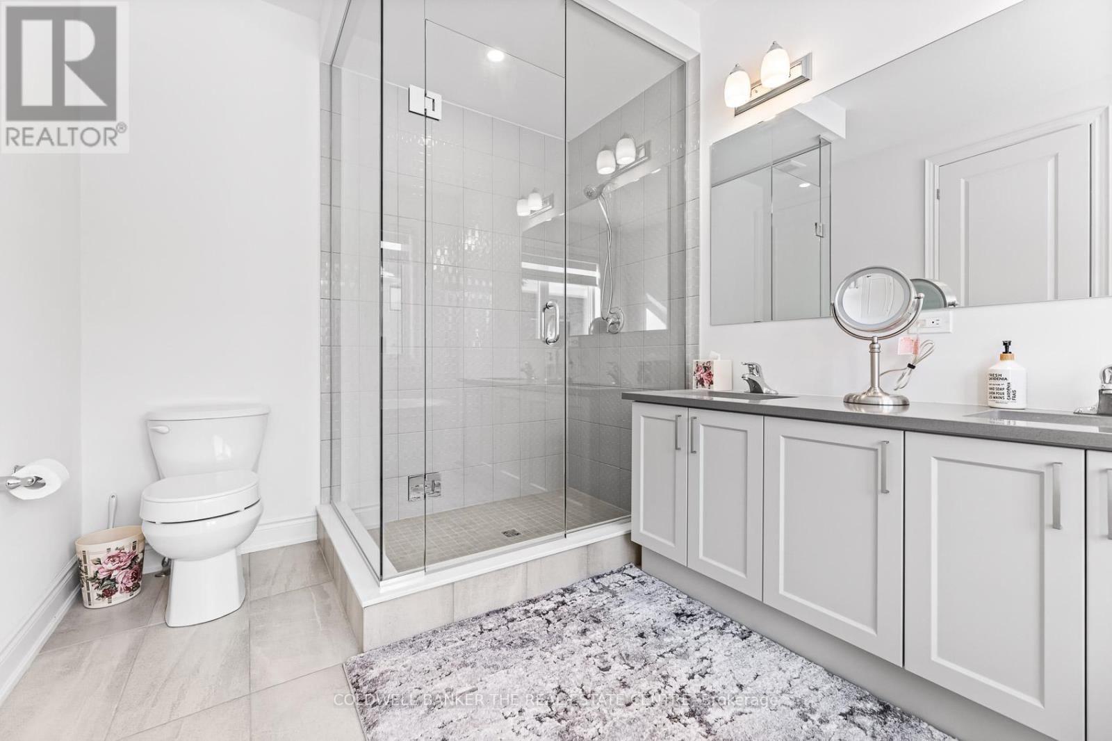 28 BELLFLOWER CRESCENT Image 20