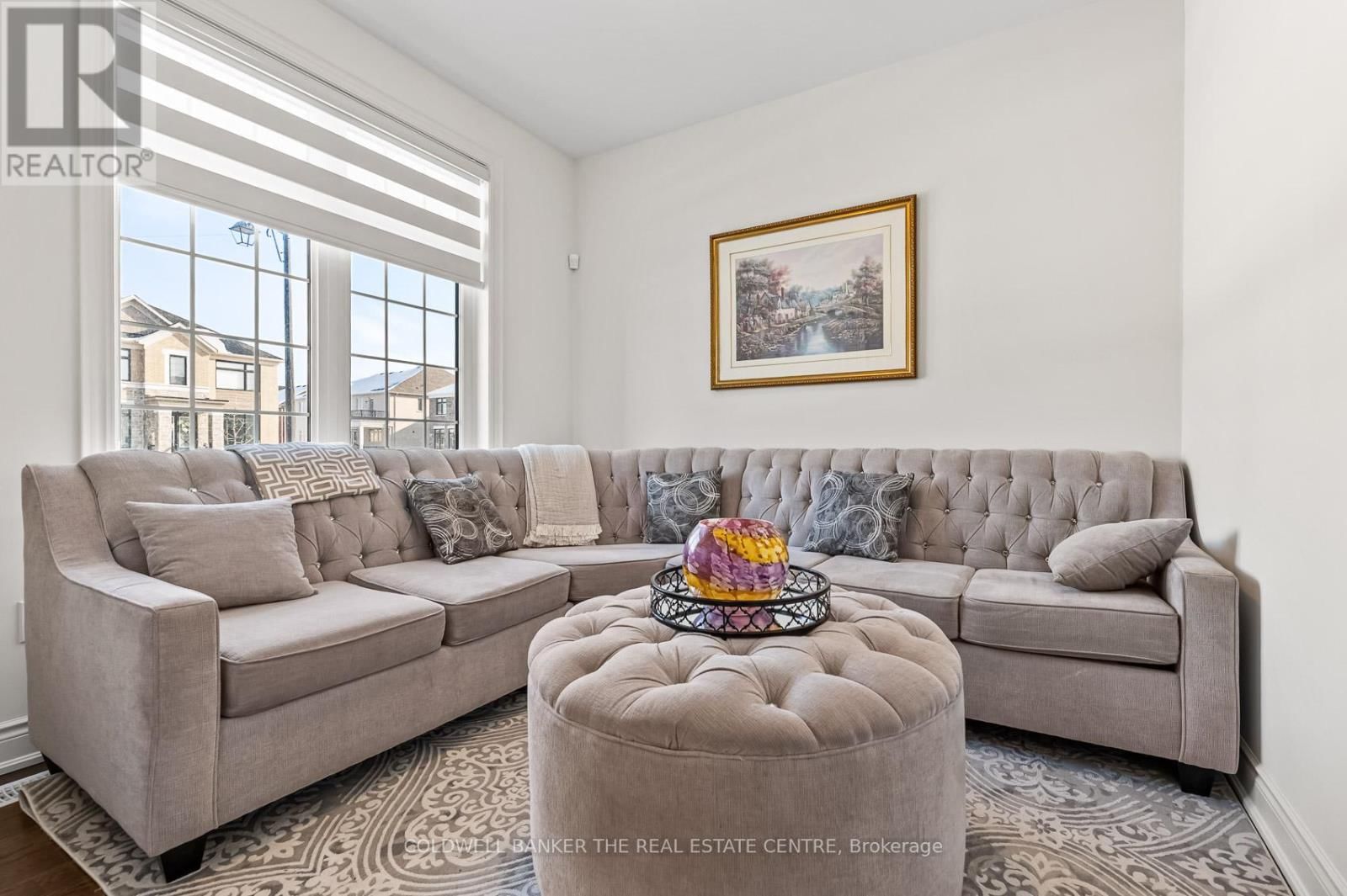 28 BELLFLOWER CRESCENT Image 24