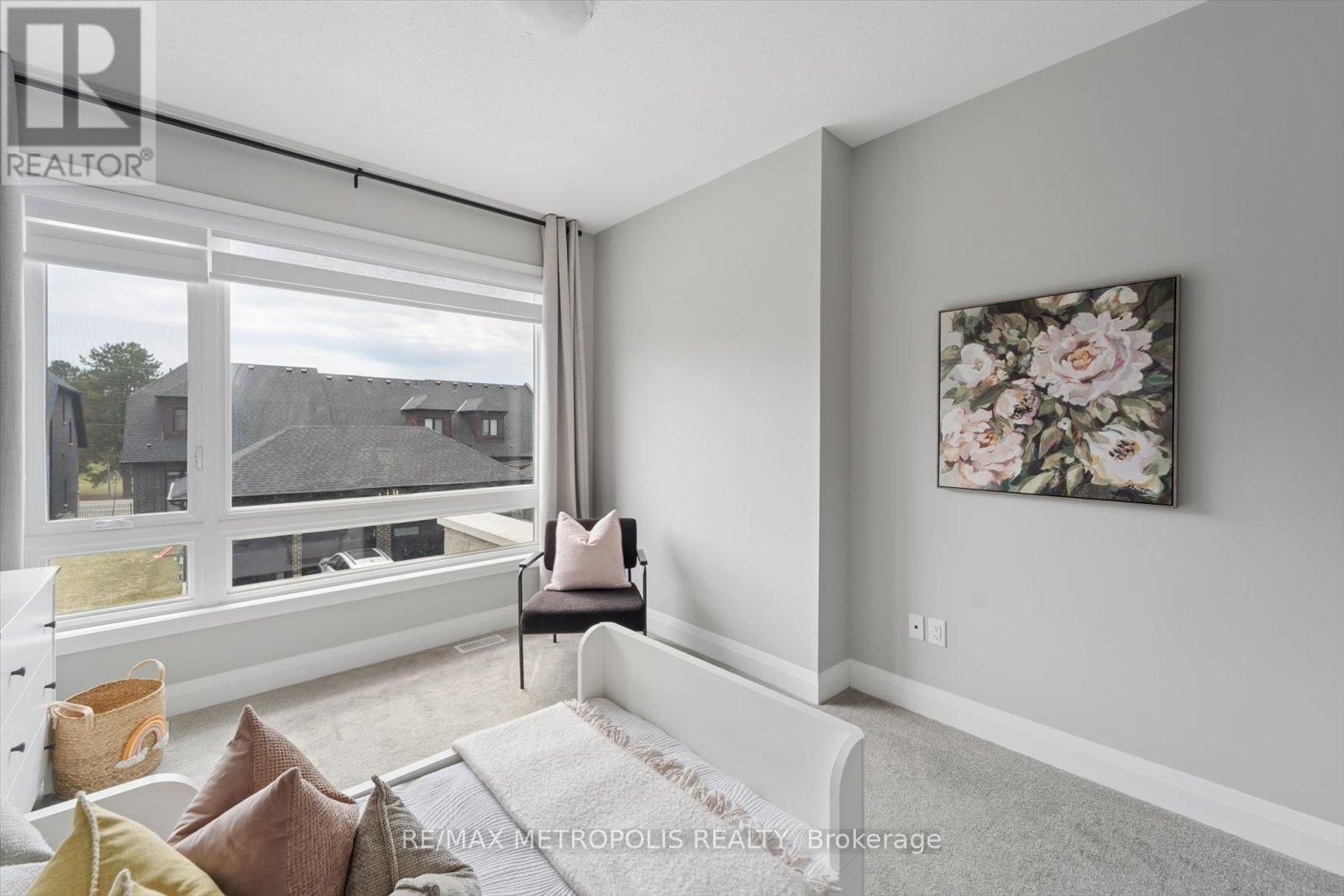 19 VERN ROBERTSON GATE Image 34