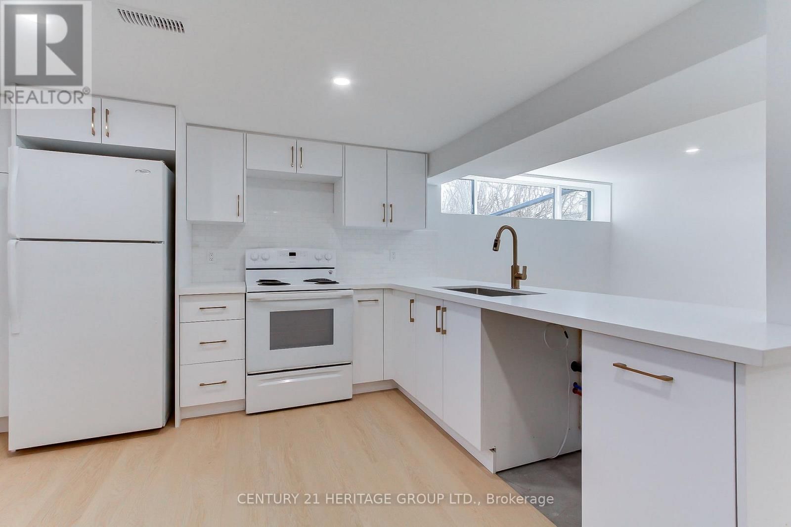 69 MARLIN COURT Image 18