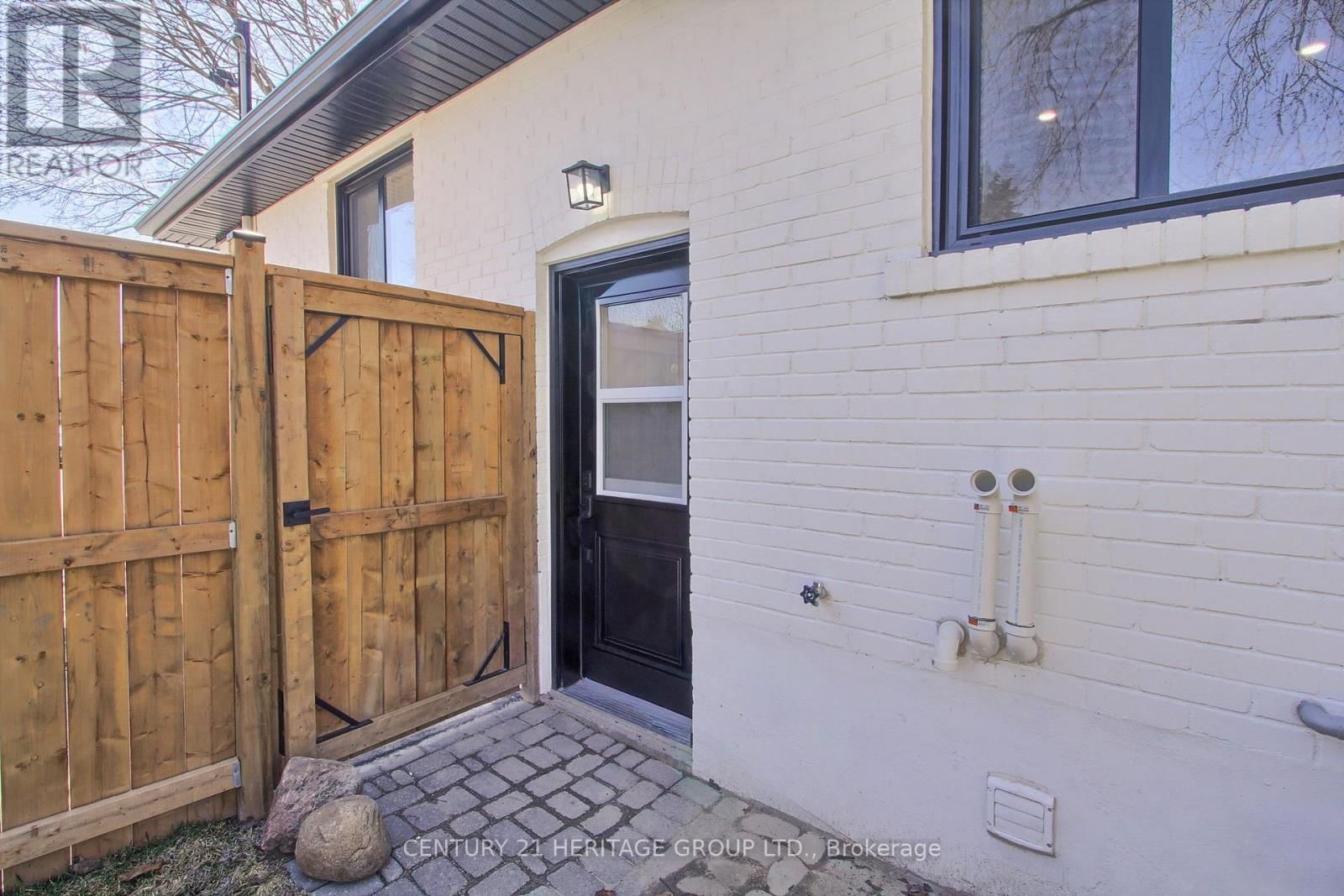 69 MARLIN COURT Image 33
