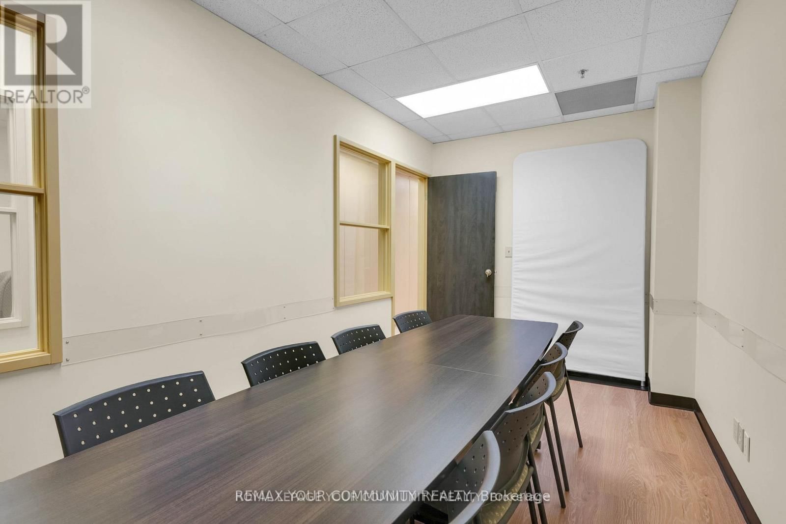 603 - 3950 14TH AVENUE Image 17