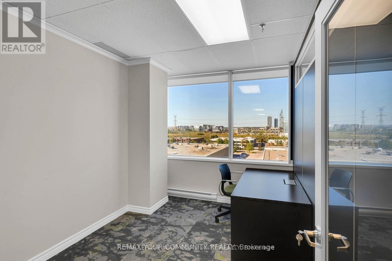 604 - 3950 14TH AVENUE Image 24