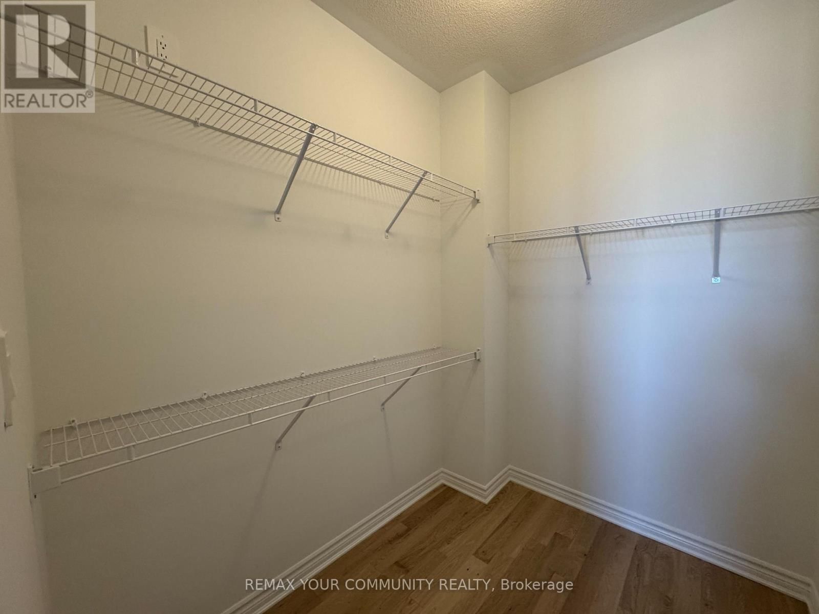 143 LESLIE RICHARDS STREET Image 4