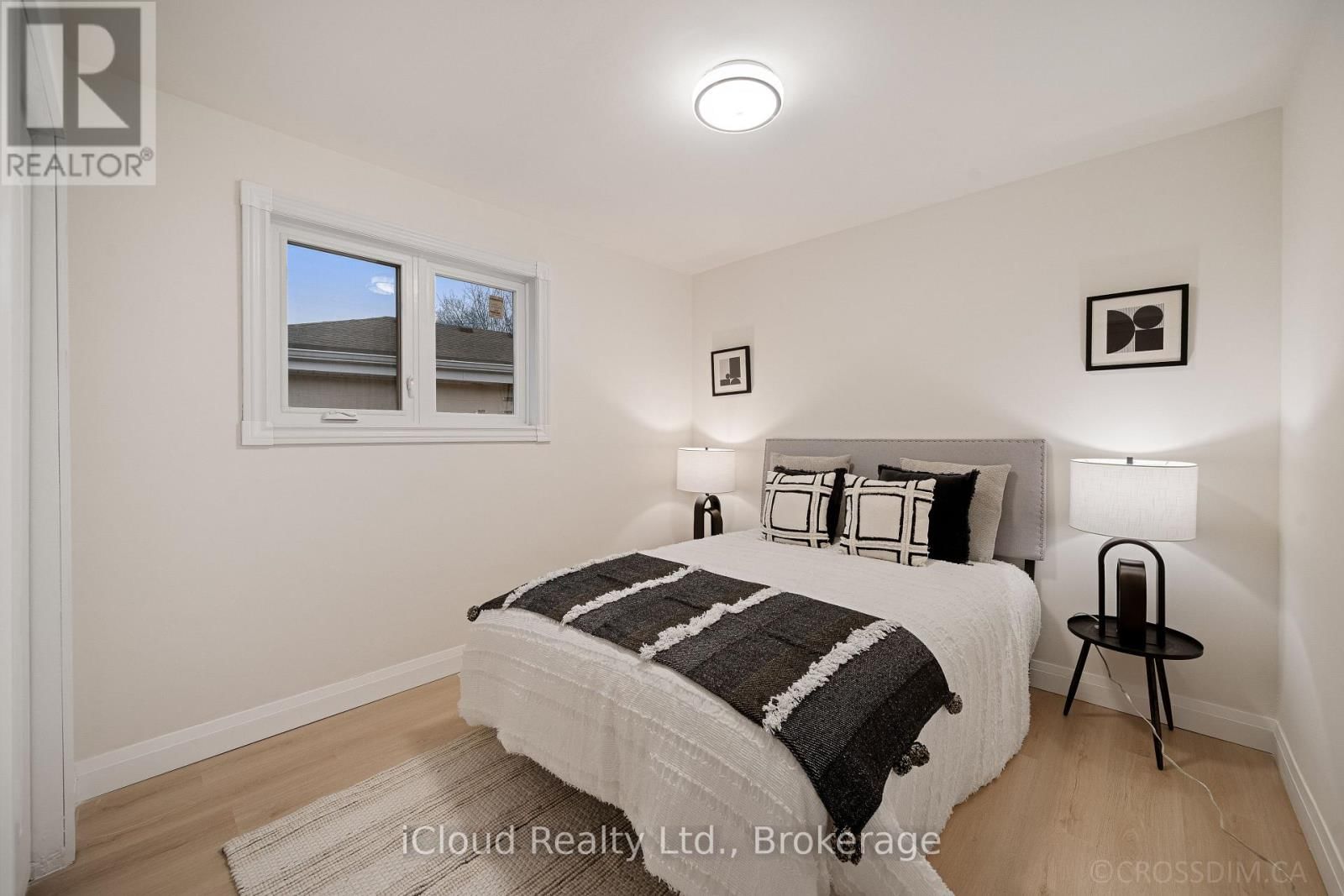 107 BAYVIEW PARKWAY Image 28