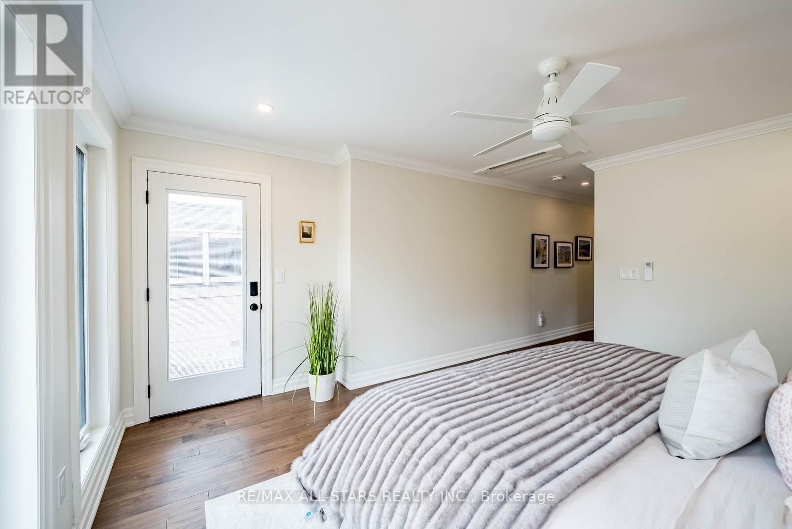 91 MANITOBA STREET Image 24