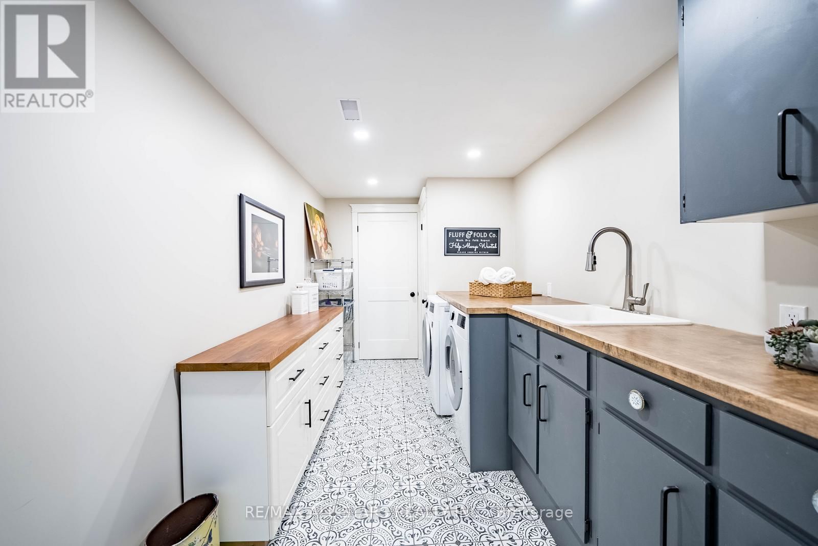 91 MANITOBA STREET Image 36