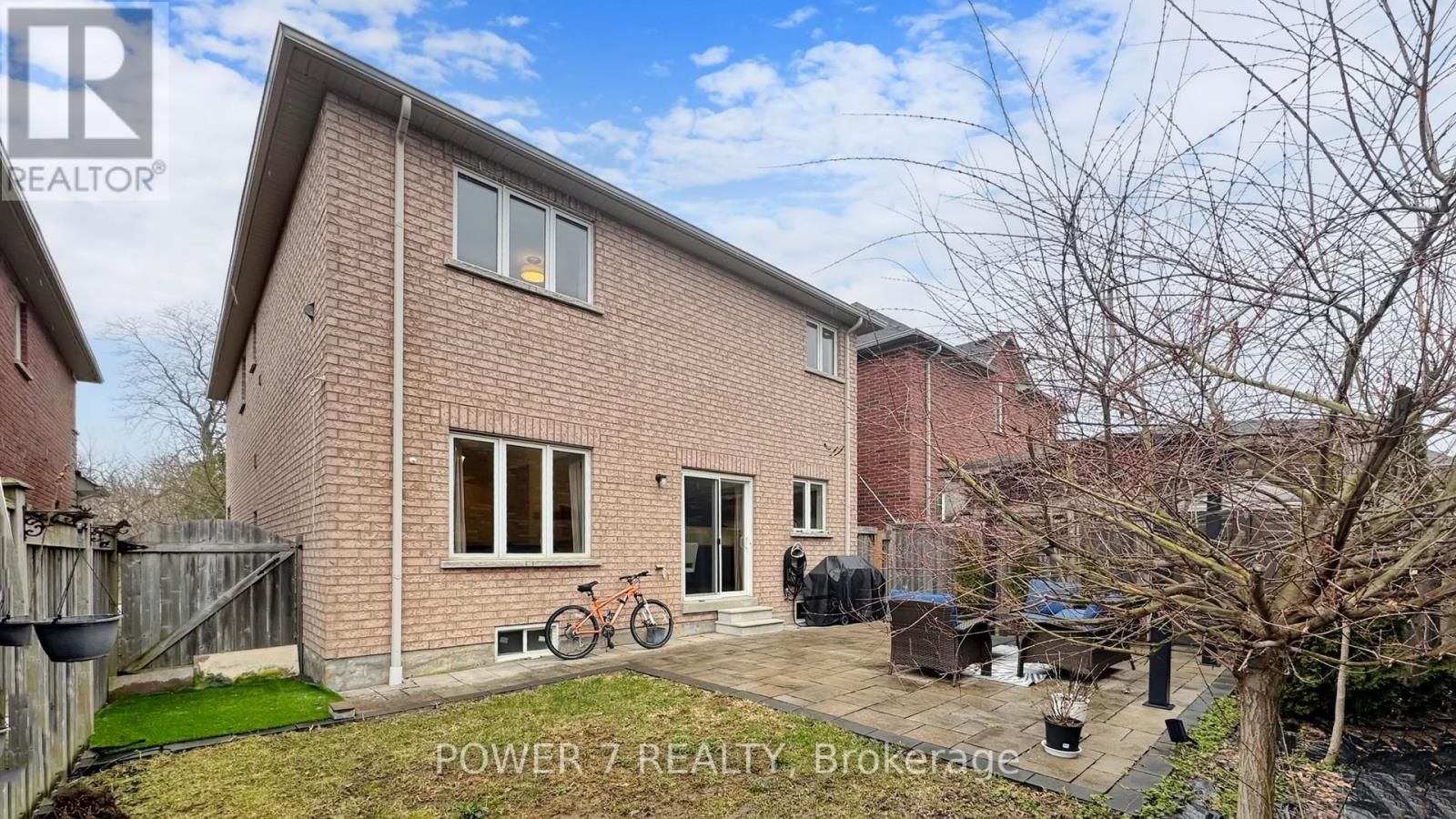 45 LOST POND CRESCENT Image 21