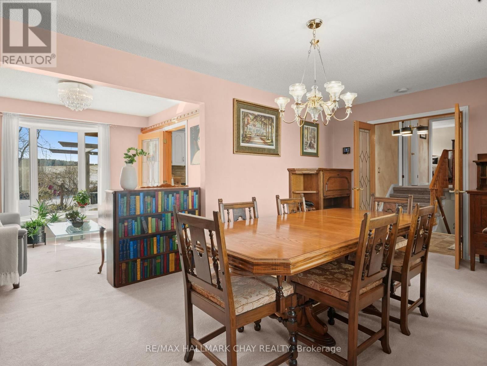 6815 4TH LINE Image 11