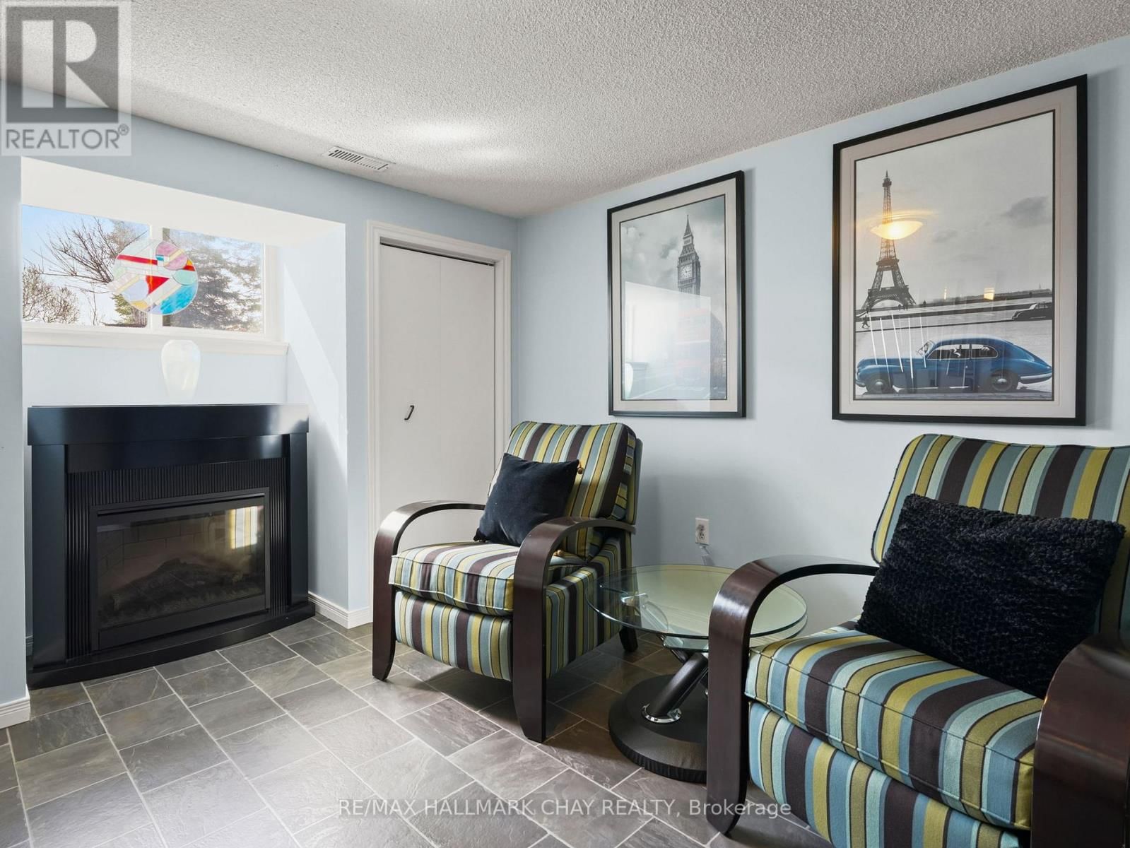 6815 4TH LINE Image 29