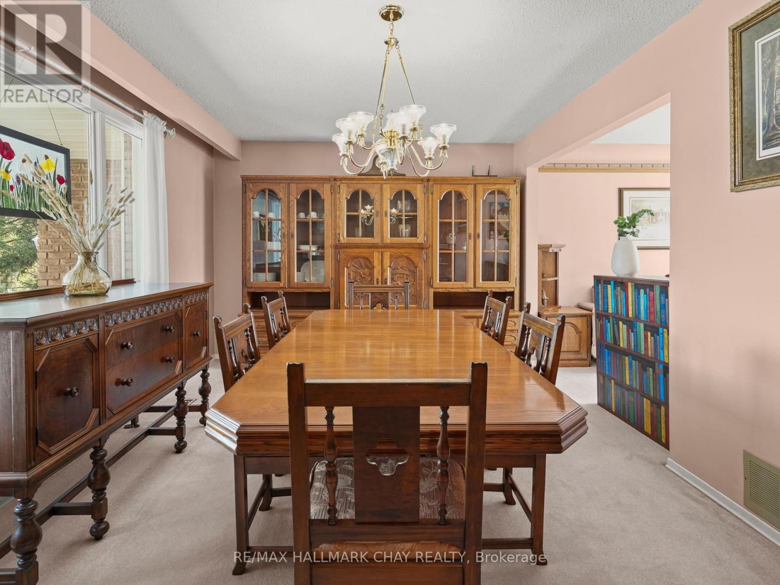 6815 4TH LINE Image 9