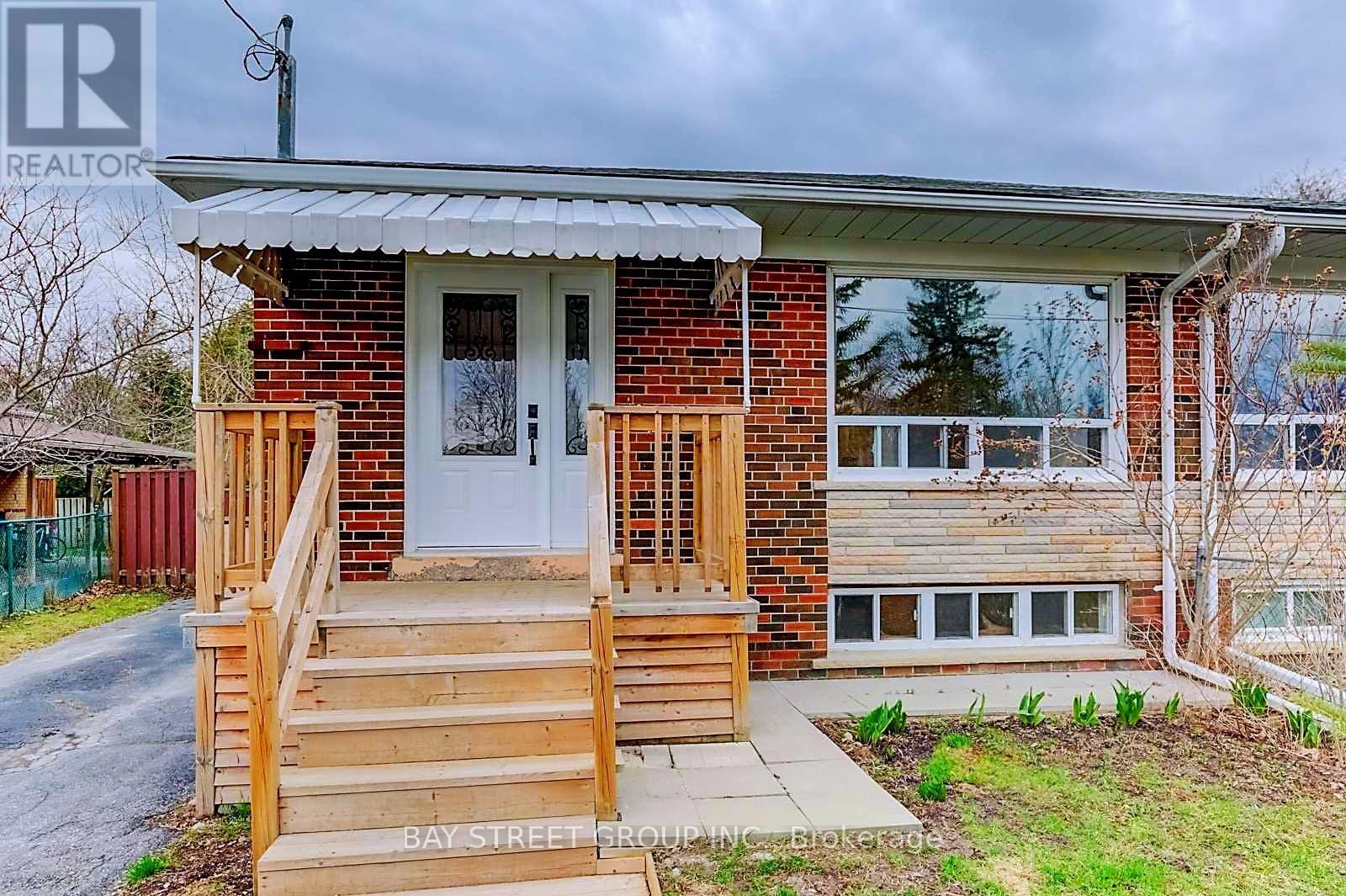 382 BLUE GRASS BOULEVARD Image 1