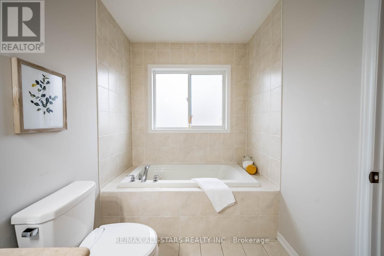 55 WIN TIMBERS CRESCENT Image 34