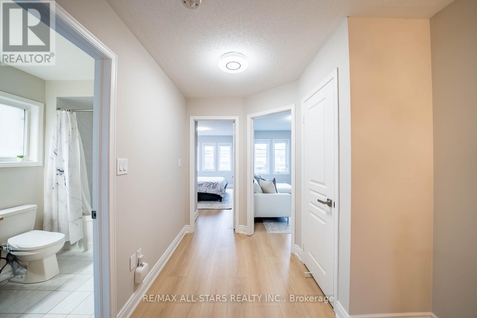 55 WIN TIMBERS CRESCENT Image 37