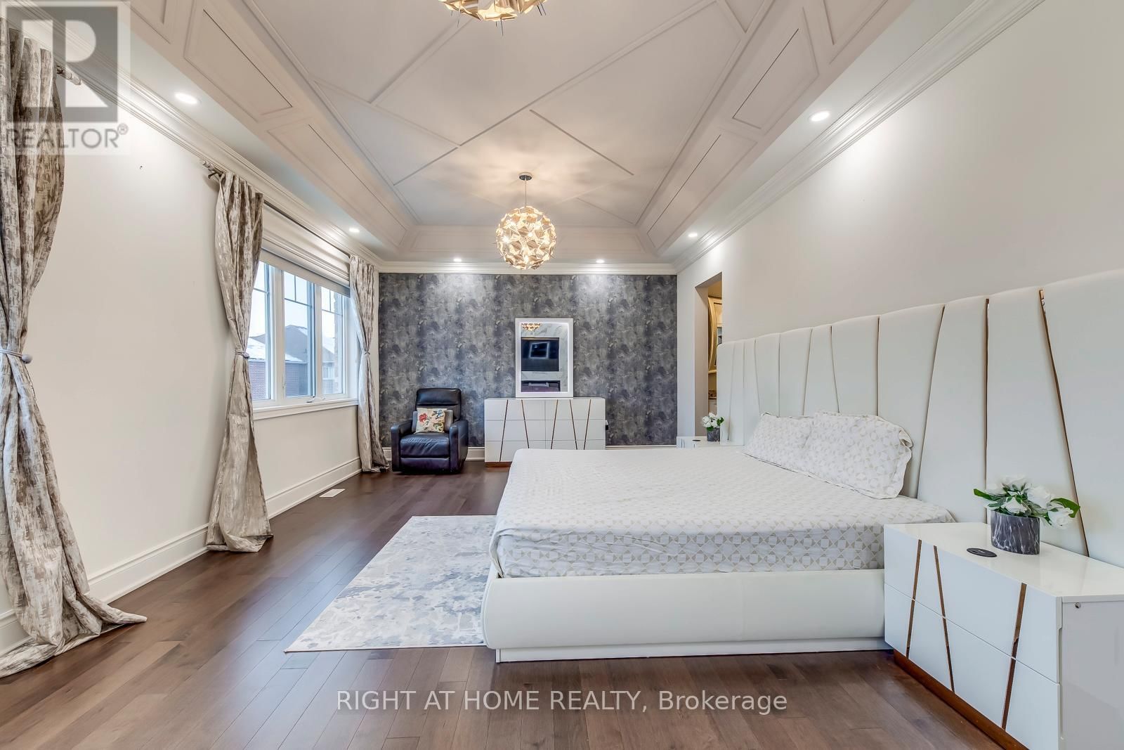 45 TORGAN TRAIL Image 32