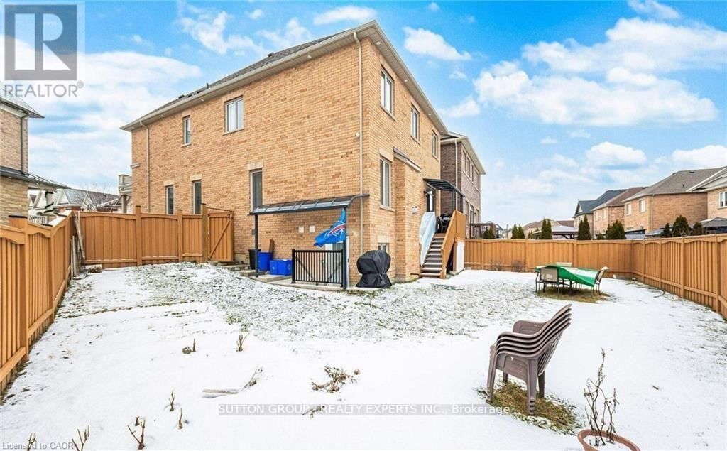 146 BEACONSFIELD DRIVE Image 37