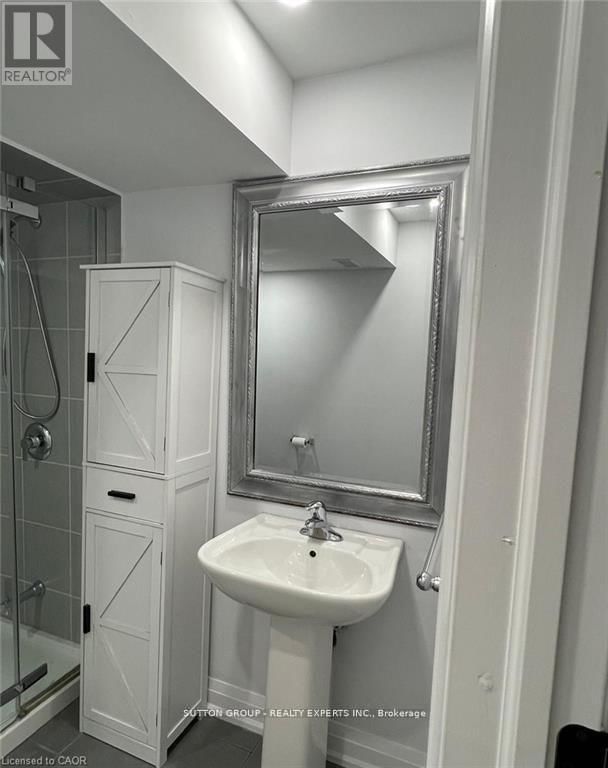 146 BEACONSFIELD DRIVE Image 42