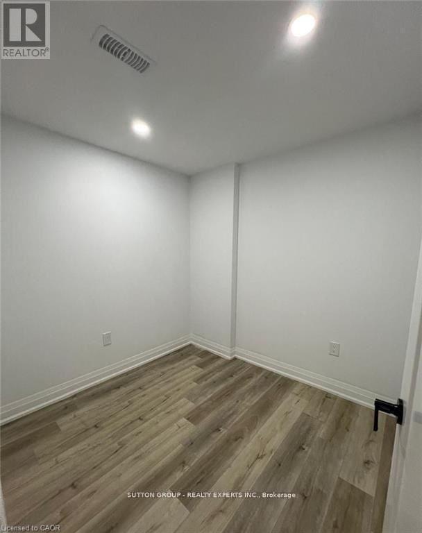 146 BEACONSFIELD DRIVE Image 44