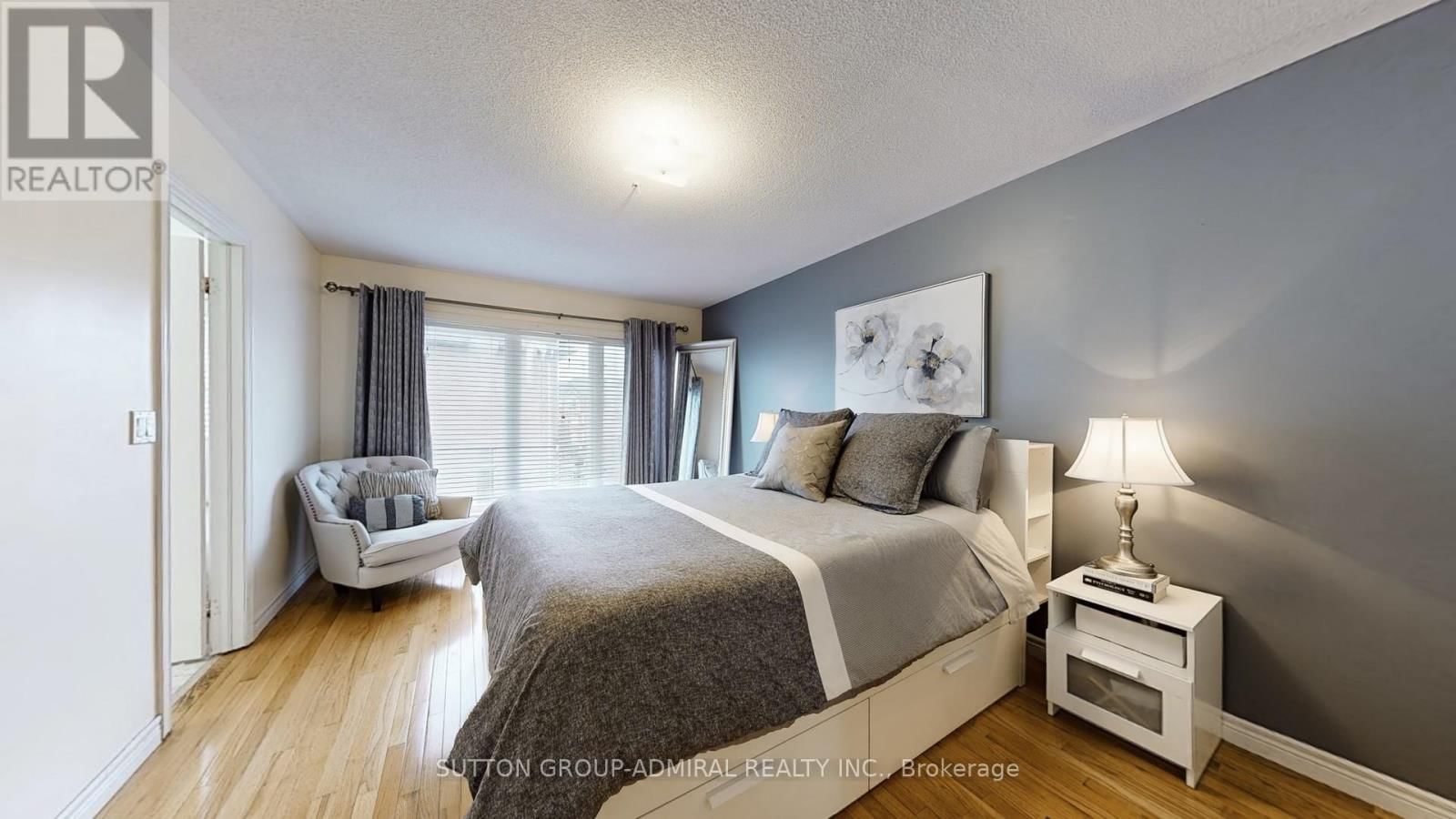 36 HELEN STREET Image 19