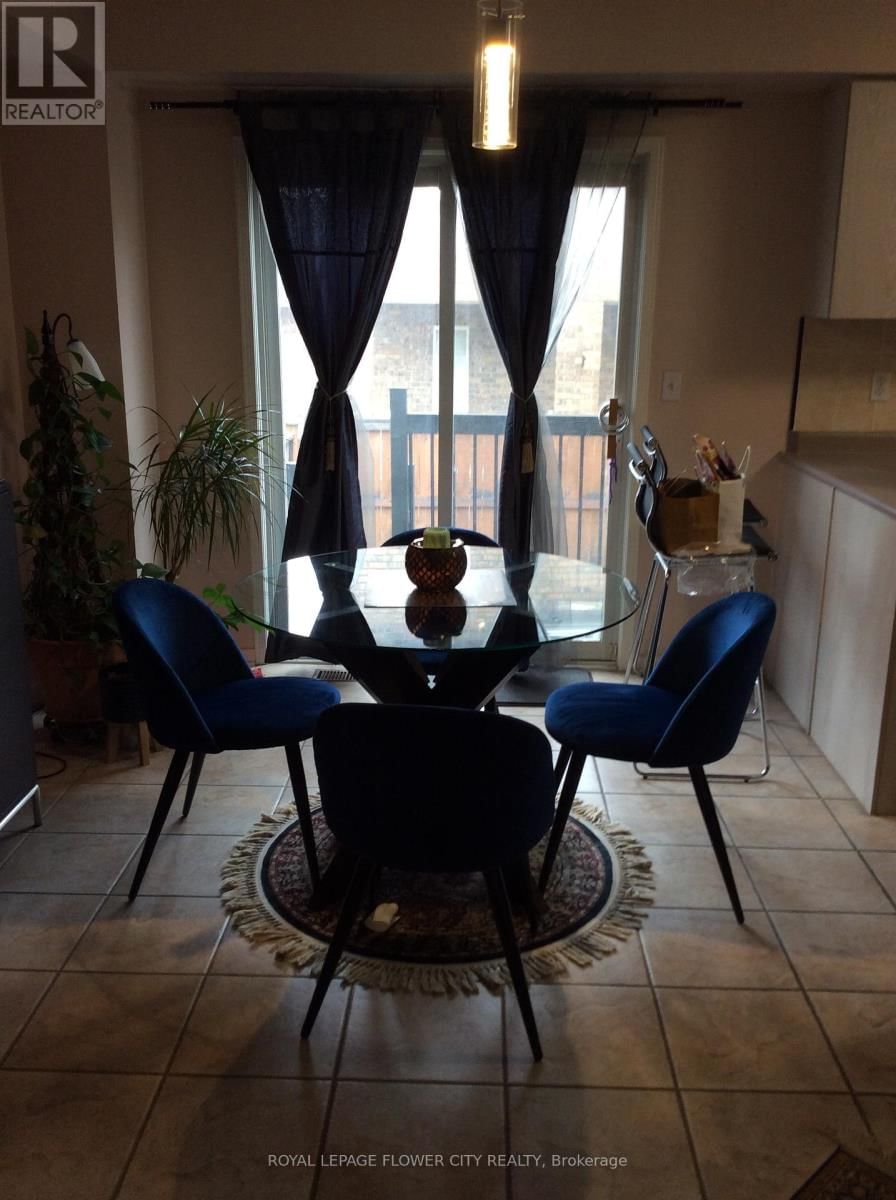 30 CONDOTTI DRIVE Image 21