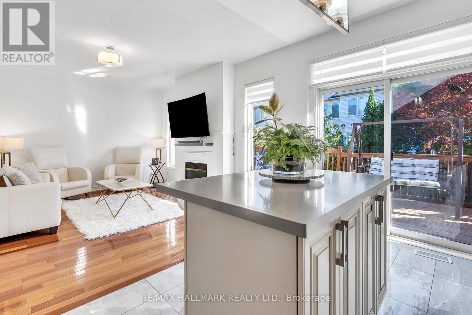 21 BROOKS AVENUE Image 25