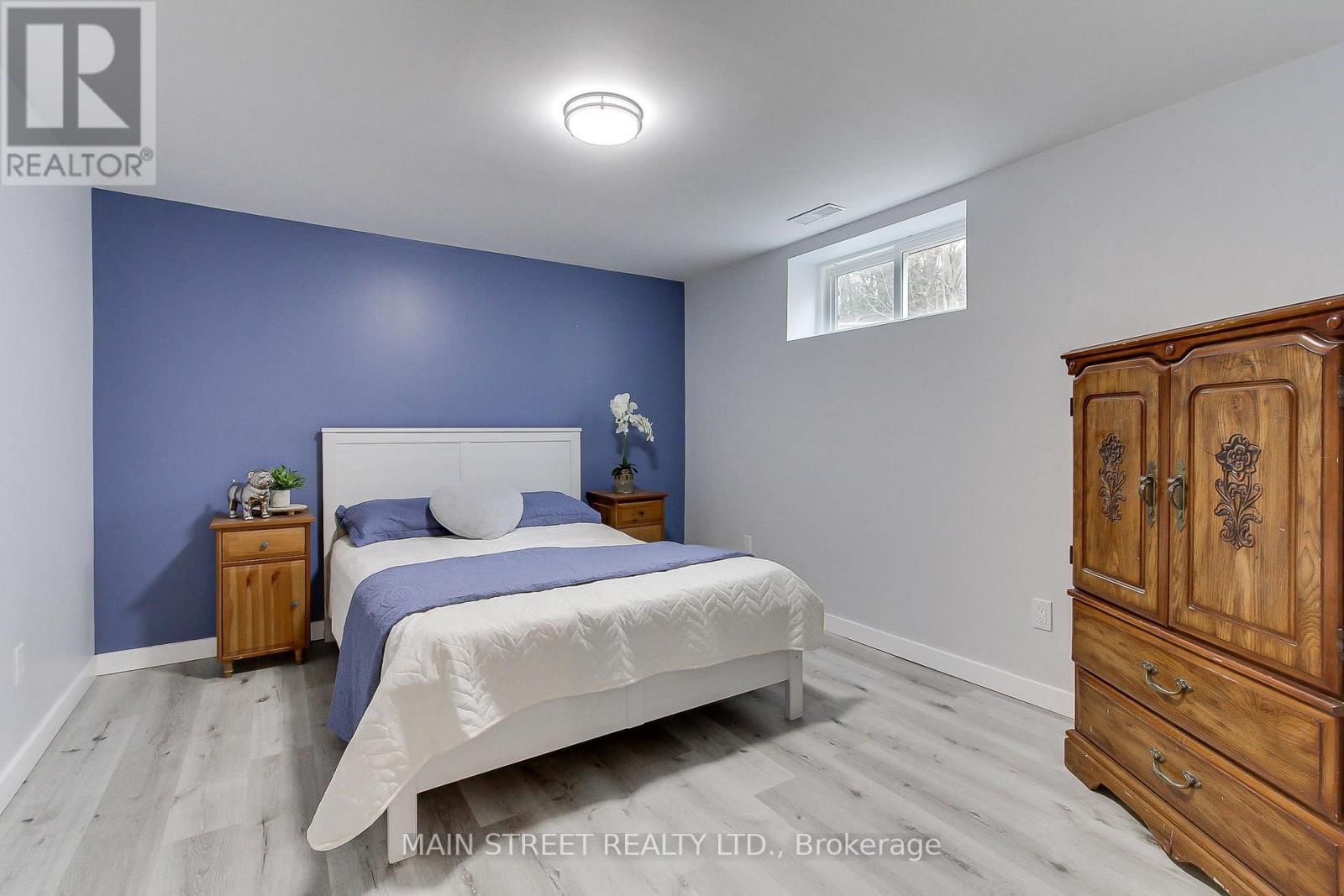 52 MAPLE AVENUE Image 27