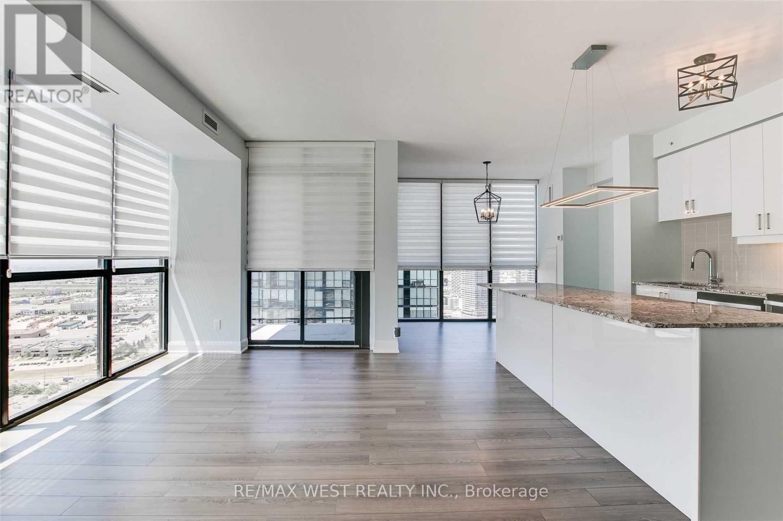 3203 - 2900 HIGHWAY 7 Image 15