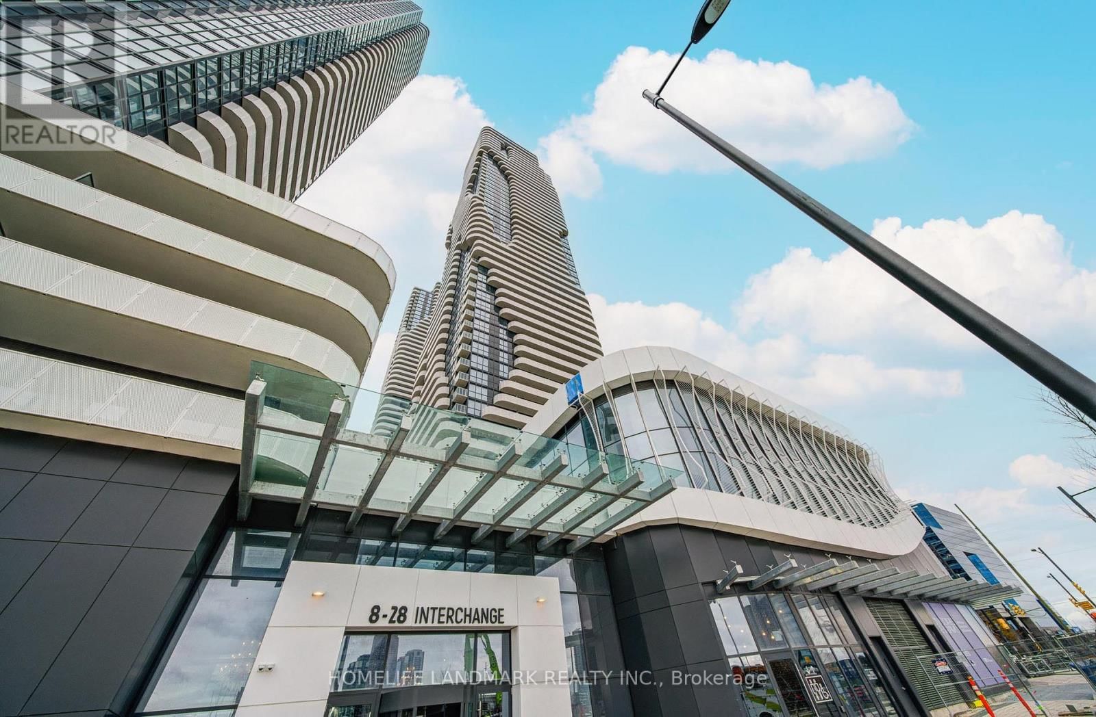 1510 - 8 INTERCHANGE WAY Image 24