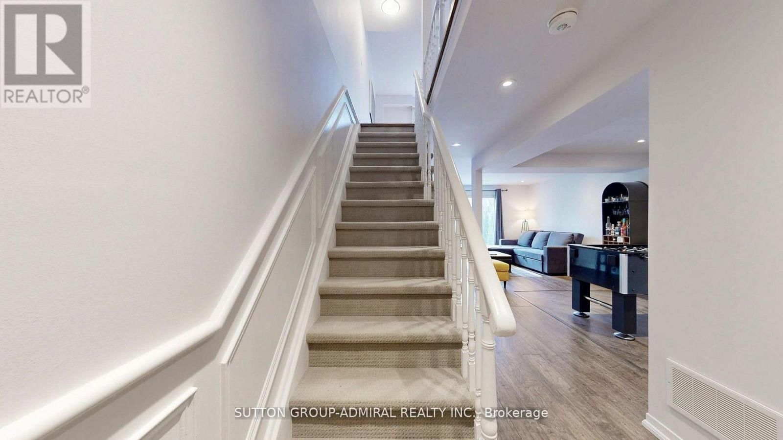 20 WEST BOROUGH STREET Image 27