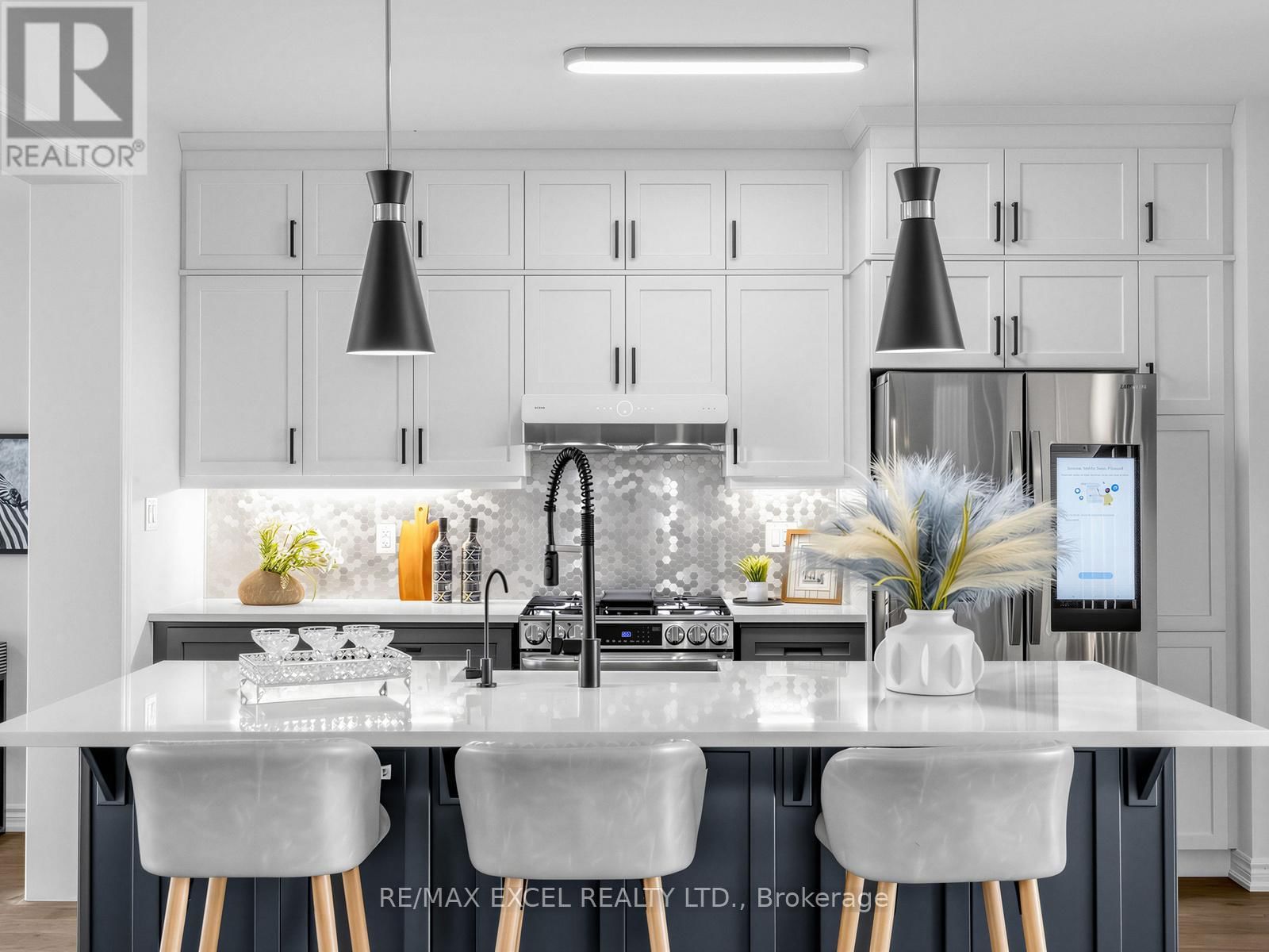 38 NAVITAS CRESCENT Image 11