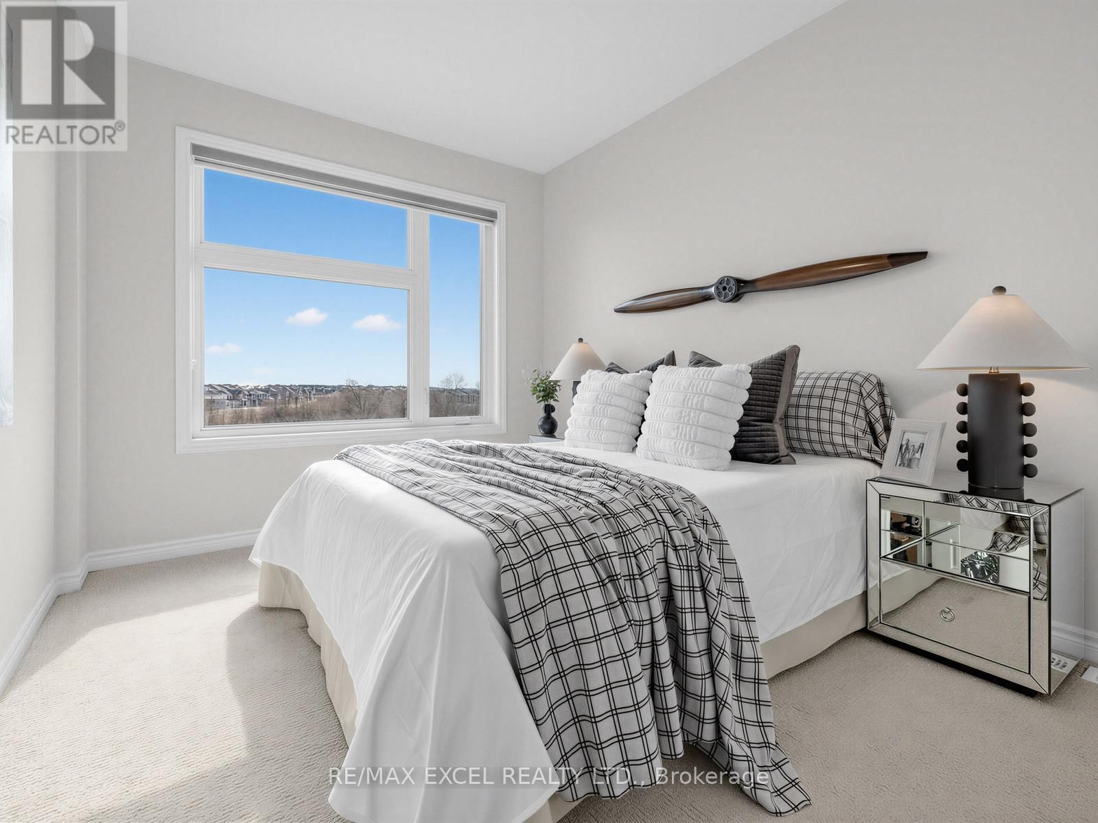 38 NAVITAS CRESCENT Image 25