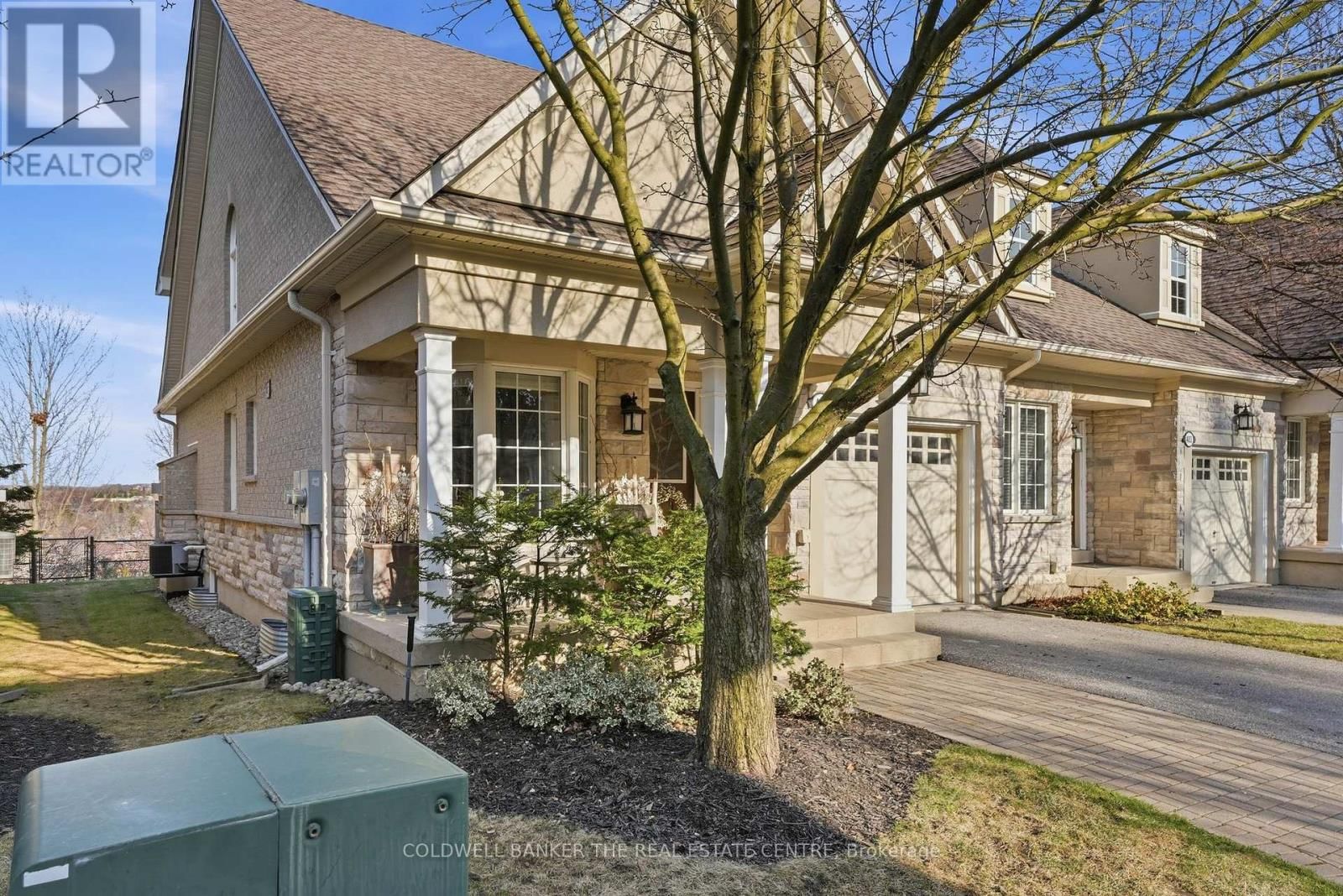 401 TERRY CARTER CRESCENT Image 26