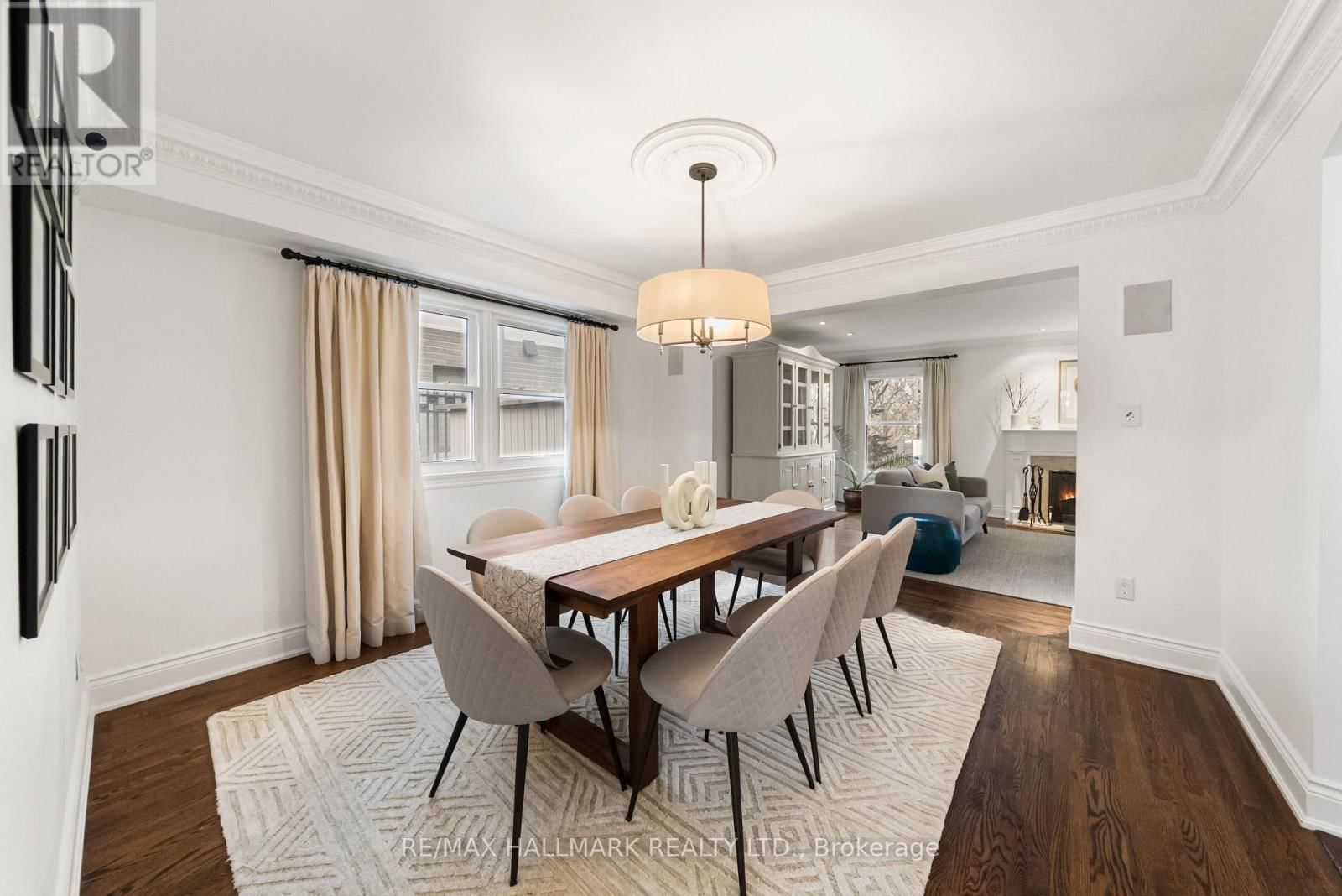 55 RIVERSIDE BOULEVARD Image 16