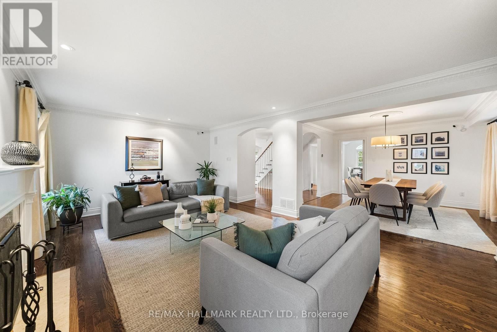 55 RIVERSIDE BOULEVARD Image 19