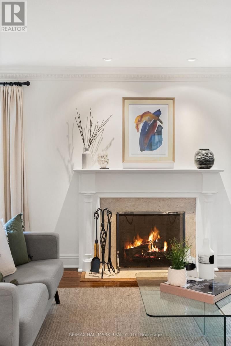 55 RIVERSIDE BOULEVARD Image 23