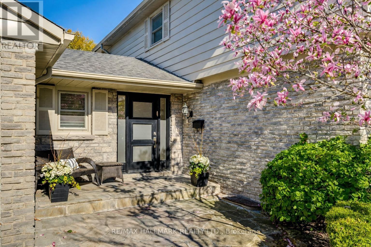 55 RIVERSIDE BOULEVARD Image 3