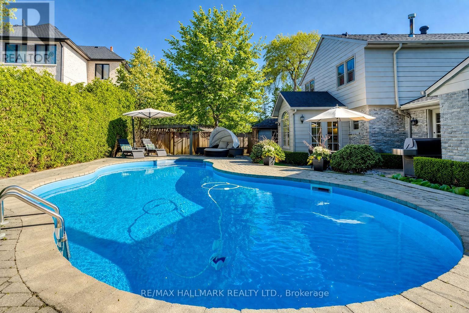 55 RIVERSIDE BOULEVARD Image 39